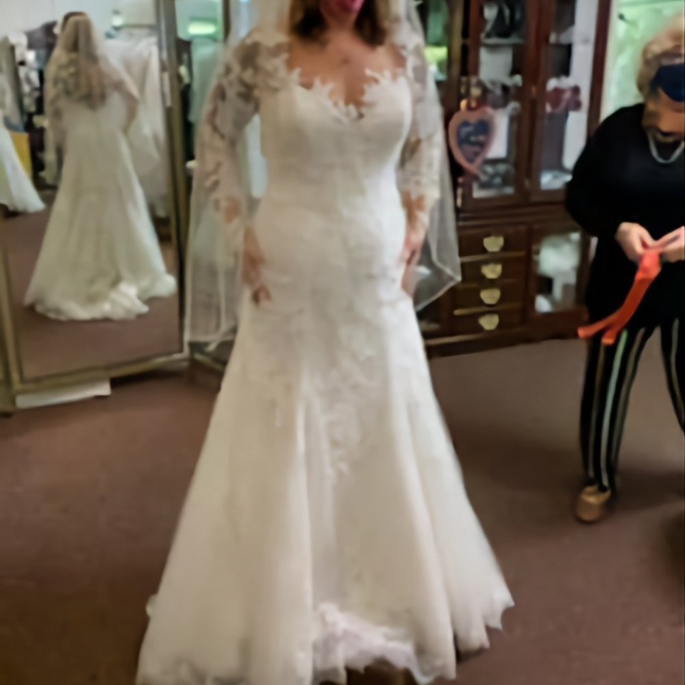 Wedding dress
